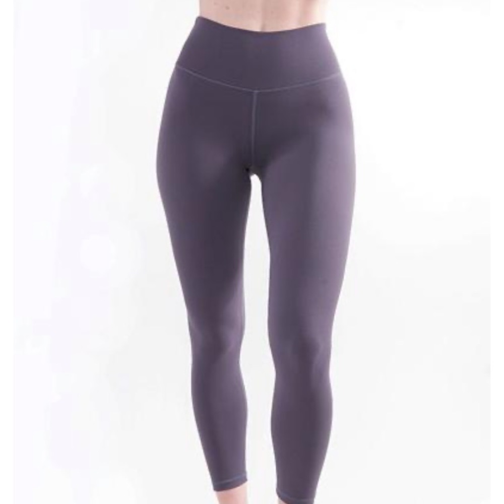P’tula The Taylor “Stay True” Legging Purple Suede